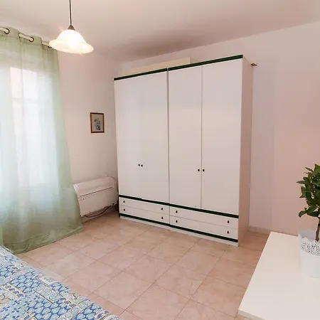 Casa Francesca Canneto Apartment *